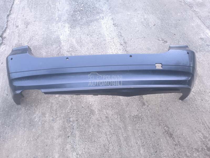 Zadnji branik za  e91 za BMW 320 od 2005. do 2008. god.