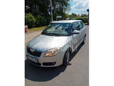 Škoda Fabia 1.2 Ambiente, 2.550 €, 2007. Hečbek, Benzin | 1198 cm3, 151.000 km, 51kW (69 KS), Manuelni 5 brzina, 4/5 vrata, 5 sedišta, Beograd