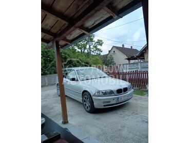 BMW 318 318 I (može zamena), 1.650 €, 2001. Karavan, Benzin | 1895 cm3, 285.478 km, 87kW (118 KS), Manuelni 5 brzina, 4/5 vrata, 5 sedišta, Koceljeva