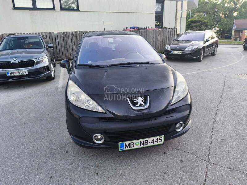 Branik za Peugeot 207 od 2006. do 2010. god.