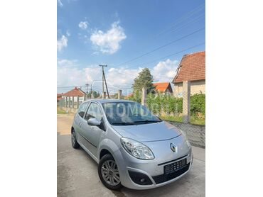 Renault Twingo 1.2 CH, 2.650 €, 2009. Kupe, Benzin | 1149 cm3, 196.858 km, 56kW (76 KS), Manuelni 5 brzina, 2/3 vrata, 4 sedišta, Pojate