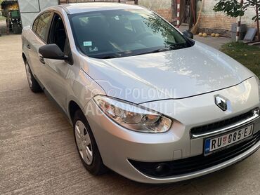 Renault Fluence (može zamena), 5.200 €, 2013. Limuzina, Benzin | 1598 cm3, 189.000 km, 81kW (110 KS), Manuelni 5 brzina, 4/5 vrata, 5 sedišta, Buđanovci