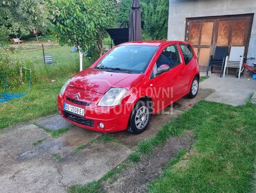Citroen C2, 880 €, 2004. Hečbek, Benzin | 1100 cm3, 250.000 km, 44kW (60 KS), Manuelni 5 brzina, 2/3 vrata, 5 sedišta, Beograd