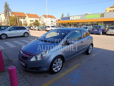 Opel Corsa D Opel Corsa D, 3.000 €, 2006. Hečbek, Benzin | 998 cm3, 294.932 km, 44kW (60 KS), Manuelni 5 brzina, 2/3 vrata, 5 sedišta, Niš