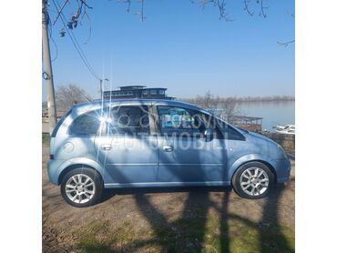 Opel Meriva 1.7, 3.100 €, 2009. Monovolumen (MiniVan), Dizel | 1686 cm3, 180.000 km, 74kW (101 KS), Automatski / poluautomatski, 4/5 vrata, 5 sedišta, Grocka