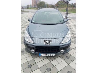 Peugeot 307 1.6Pliin, 1.699 €, 2005. Karavan, Benzin + Gas (TNG) | 1600 cm3, 270.661 km, 80kW (109 KS), Manuelni 5 brzina, 4/5 vrata, 5 sedišta, Zrenjanin
