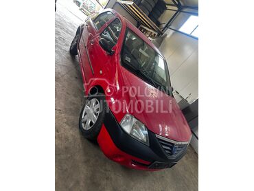 Dacia Logan 1.5dci, 750 €, 2006. Limuzina, Dizel | 1461 cm3, 209.500 km, 48kW (65 KS), Manuelni 5 brzina, 4/5 vrata, 5 sedišta, Pančevo