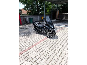 Piaggio MP3 300 LT ABS (može zamena), 3.850 €, 2019. , 278 cm3, 32.000 km, 16kW (21 KS), Scooter, Lapovo (Varošica)
