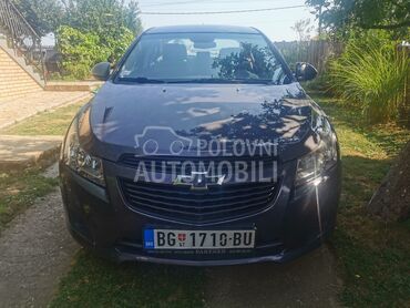 Chevrolet Cruze 1.6, 2.000 €, 2012. Limuzina, Benzin + Gas (TNG) | 1600 cm3, 170.000 km, 90kW (122 KS), Manuelni 5 brzina, 4/5 vrata, 5 sedišta, Voždovac