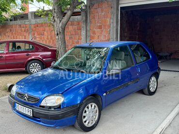 Citroen Saxo T00p, 849 €, 2002. Hečbek, Benzin | 1124 cm3, 321.123 km, 44kW (60 KS), Manuelni 5 brzina, 2/3 vrata, 5 sedišta, Vršac