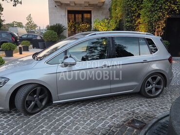 Volkswagen Golf Sportsvan 2.0TDI, 13.900 €, 2015. Monovolumen (MiniVan), Dizel | 1968 cm3, 168.000 km, 110kW (150 KS), Automatski / poluautomatski, 4/5 vrata, 5 sedišta, Beograd