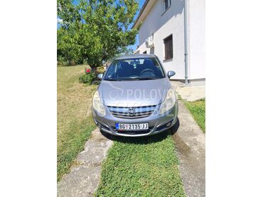 Opel Corsa D, 2.350 €, 2008. Hečbek, Dizel | 1248 cm3, 207.000 km, 55kW (75 KS), Manuelni 5 brzina, 2/3 vrata, 5 sedišta, Rakovica