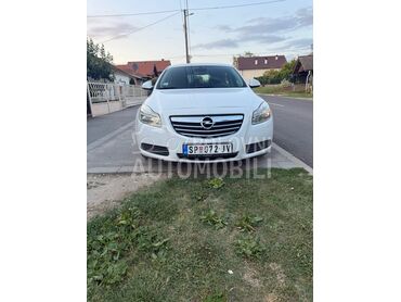 Opel Insignia 2.0 CDTI, 4.500 €, 2009. Limuzina, Dizel | 1956 cm3, 187.000 km, 96kW (131 KS), Manuelni 6 brzina, 4/5 vrata, 5 sedišta, Smederevska Palanka