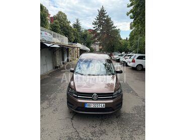 Volkswagen Caddy MAXI (može zamena), 14.200 €, 2019. Monovolumen (MiniVan), Dizel | 1968 cm3, 155.000 km, 110kW (150 KS), Manuelni 6 brzina, 4/5 vrata, 5 sedišta, Beograd