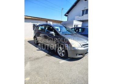 Toyota Corolla Verso 2.2 hdi, 2.150 €, 2005. Monovolumen (MiniVan), Dizel | 2231 cm3, 275.000 km, 100kW (136 KS), Manuelni 6 brzina, 4/5 vrata, 5 sedišta, Beograd