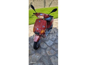 Piaggio zip, 450 €, 1993. , 50 cm3, 30.000 km, 3kW (3 KS), Scooter, Niš