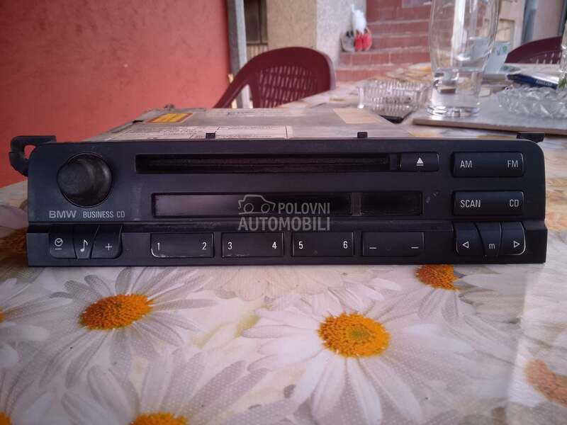 CD radio E46 za BMW 318, 320, 325 ...