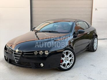 Alfa Romeo Brera 2.4 JTDM Pano, 5.250 €, 2007. Kupe, Dizel | 2387 cm3, 191.000 km, 147kW (200 KS), Manuelni 6 brzina, 2/3 vrata, 4 sedišta, Beograd