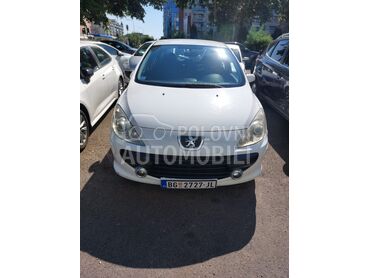 Peugeot 307 2.0 hdi, 1.950 €, 2006. Hečbek, Dizel | 1997 cm3, 230.000 km, 100kW (136 KS), Manuelni 6 brzina, 4/5 vrata, 5 sedišta, Zemun