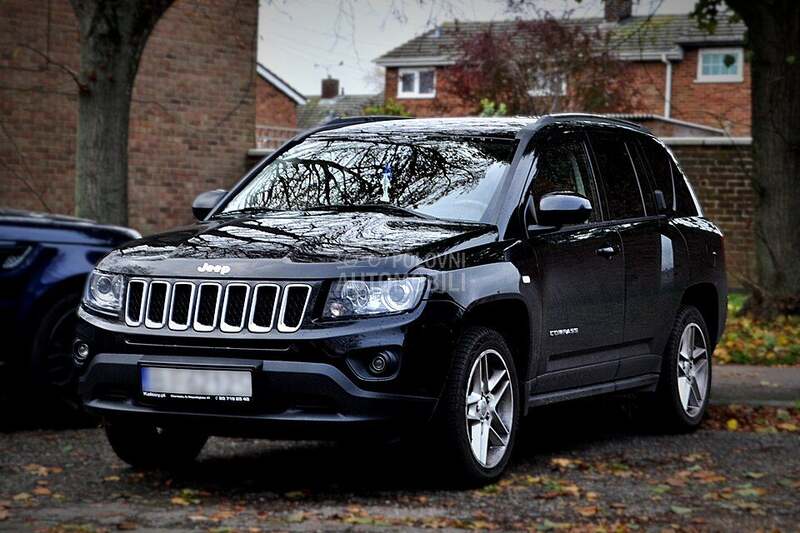 Jeep Compass - kompletan auto u delovima