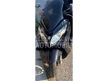 Suzuki Burgman, 2.600 €, 2010. , 400 cm3, 35.000 km, 25kW (34 KS), Scooter, Smederevo