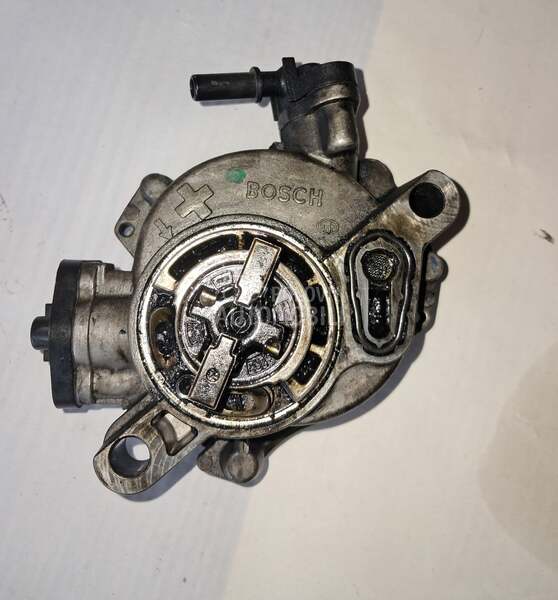 vakum pumpa kocionog sistema za Citroen Berlingo, C3, C4 ... od 2008. do 2024. god. - 9804021880