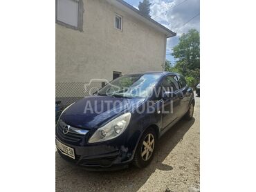 Opel Corsa D (može zamena), 2.900 €, 2010. Hečbek, Benzin | 998 cm3, 190.000 km, 44kW (60 KS), Manuelni 5 brzina, 2/3 vrata, 5 sedišta, Rakovica