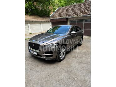 Jaguar F pace 2.0 AWD (može zamena), 18.000 €, 2017. Džip/SUV, Dizel | 1999 cm3, 233.000 km, 132kW (179 KS), Automatski / poluautomatski, 4/5 vrata, 5 sedišta, Novi Sad