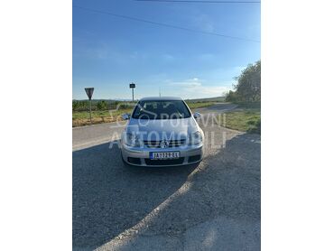 Volkswagen Golf 5, 3.200 €, 2008. Limuzina, Benzin | 1390 cm3, 185.000 km, 59kW (80 KS), Manuelni 5 brzina, 4/5 vrata, 5 sedišta, Jagodina