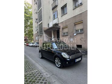 MINI One, 3.900 €, 2009. Hečbek, Benzin | 1598 cm3, 169.000 km, 55kW (75 KS), Manuelni 6 brzina, 2/3 vrata, 4 sedišta, Novi Beograd
