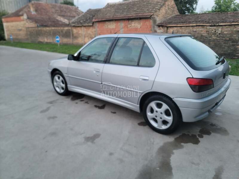 Peugeot 306 2001 photo 4