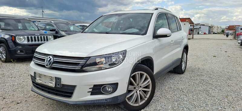 Volkswagen Tiguan 2.0 ВЫСОКАЯ ЛИНИЯ 53.000