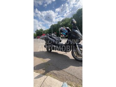 Piaggio X9 evo (može zamena), 699 €, 2004. , 125 cm3, 40.000 km, 11kW (15 KS), Scooter, Beograd
