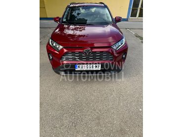 Toyota RAV 4 2.0  AWD LIMITED, 30.000 €, 2022. Džip/SUV, Benzin | 1987 cm3, 101.895 km, 129kW (175 KS), Automatski / poluautomatski, 4/5 vrata, 5 sedišta, Crvenka