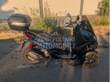 Piaggio Mp3 B kategorija, 6.100 €, 2024. , 278 cm3, 8.000 km, 19kW (26 KS), Scooter, Beograd