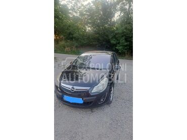 Opel Corsa D 1.3CDTI (može zamena), 3.850 €, 2011. Hečbek, Dizel | 1248 cm3, 184.000 km, 70kW (95 KS), Manuelni 5 brzina, 4/5 vrata, 5 sedišta, Mladenovac