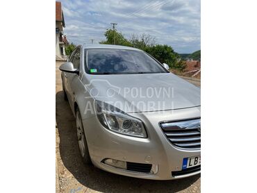 Opel Insignia 2.0cdti (može zamena), 5.900 €, 2009. Limuzina, Dizel | 1956 cm3, 277.000 km, 118kW (160 KS), Manuelni 6 brzina, 4/5 vrata, 5 sedišta, Lebane