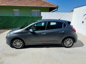 Peugeot 208 1.6HDI LED/NAV/MAT