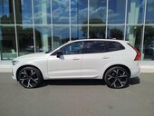 Volvo XC60 B5 BLACK EDITION (može zamena)