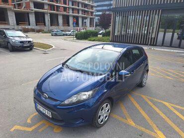Ford Fiesta 1.2, 3.499 €, 2009. Hečbek, Benzin | 1242 cm3, 203.000 km, 60kW (82 KS), Manuelni 5 brzina, 4/5 vrata, 5 sedišta, Kragujevac
