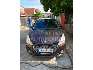 Peugeot 208, 4.900 €, 2012. Hečbek, Dizel | 1560 cm3, 213.000 km, 68kW (92 KS), Manuelni 5 brzina, 4/5 vrata, 5 sedišta, Leskovac