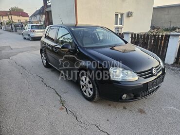 Volkswagen Golf 5, 870 €, 2005. Hečbek, Benzin | 1399 cm3, 231.000 km, 55kW (75 KS), Manuelni 5 brzina, 4/5 vrata, 5 sedišta, Valjevo