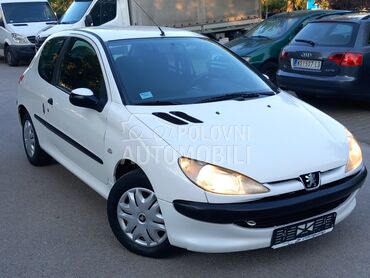 Peugeot 206, 1.180 €, 2002. Hečbek, Dizel | 1896 cm3, 300.000 km, 51kW (69 KS), Manuelni 5 brzina, 2/3 vrata, 5 sedišta, Novi Sad