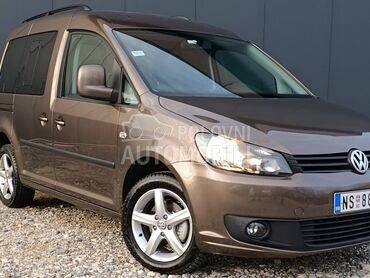 Volkswagen Caddy 2.0, 7.600 €, 2013. Monovolumen (MiniVan), Benzin + Metan (CNG) | 1984 cm3, 218.000 km, 80kW (109 KS), Manuelni 5 brzina, 4/5 vrata, 5 sedišta, Novi Sad