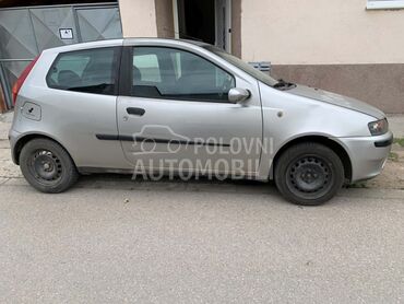 Fiat Punto, 600 €, 2001. Hečbek, Benzin | 1200 cm3, 255.960 km, 43kW (59 KS), Manuelni 5 brzina, 2/3 vrata, 5 sedišta, Kikinda