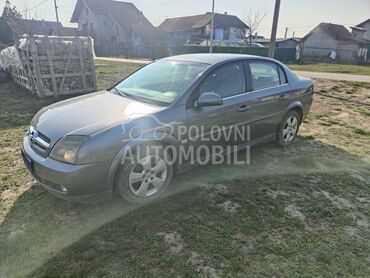 Opel Vectra C, 699 €, 2005. Limuzina, Dizel | 1910 cm3, 300.000 km, 88kW (120 KS), Manuelni 6 brzina, 4/5 vrata, 5 sedišta, Novi Sad