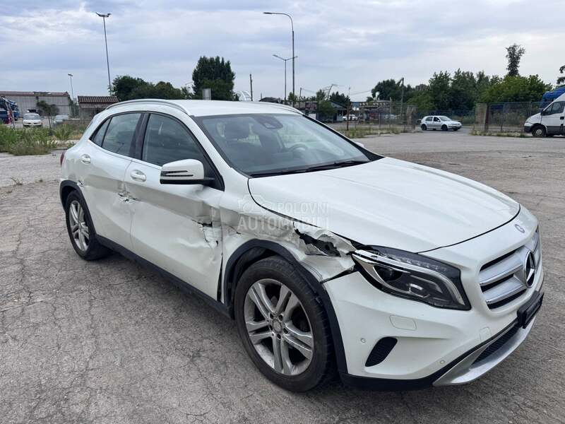 Mercedes-Benz Gla 220 2016 photo 2