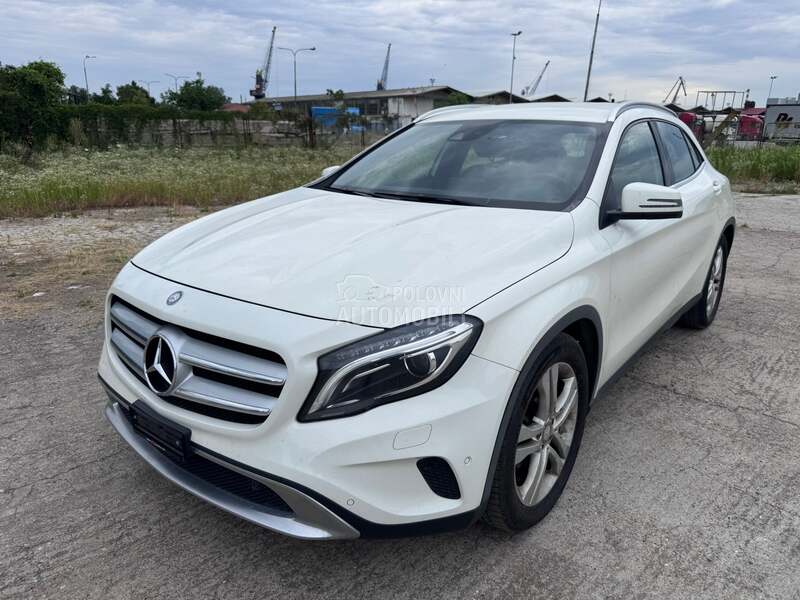 Mercedes-Benz Gla 220 2016 photo 3