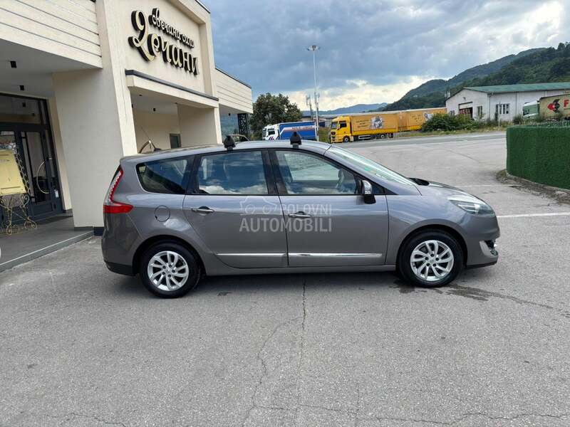 Renault Grand Scenic 2013 photo 5