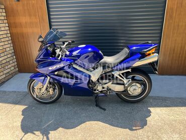 Honda VFR 800 ABS INTERCEPTOR, 3.499 €, 2004. , 800 cm3, 57.750 km, 81kW (110 KS), Sport / Super sport, Feketić